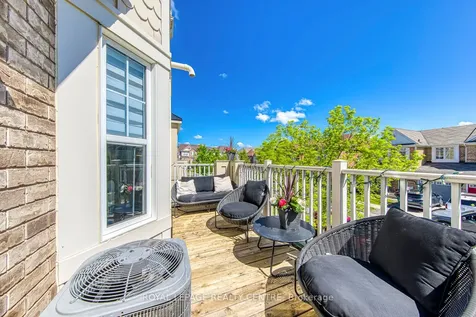 519 Cavanagh Lane Milton ON L9T 8G4