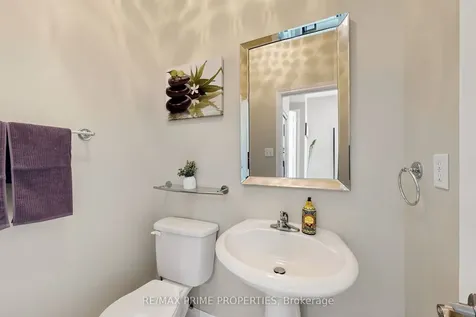 68 Harbourtown Crescent Brampton ON L6V 4P5