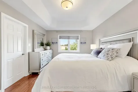 68 Harbourtown Crescent Brampton ON L6V 4P5