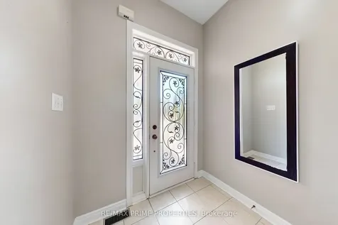 68 Harbourtown Crescent Brampton ON L6V 4P5