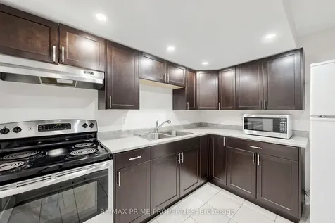 68 Harbourtown Crescent Brampton ON L6V 4P5