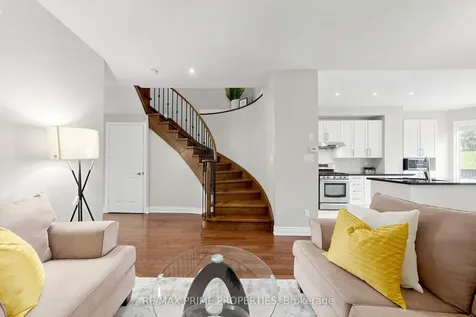 68 Harbourtown Crescent Brampton ON L6V 4P5