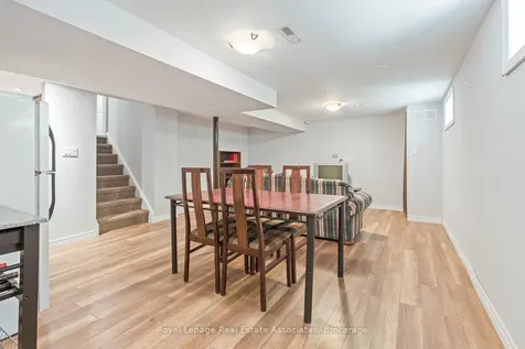 17 Metcalfe Court Halton Hills ON L7G 4N7