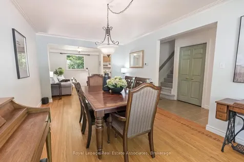 17 Metcalfe Court Halton Hills ON L7G 4N7