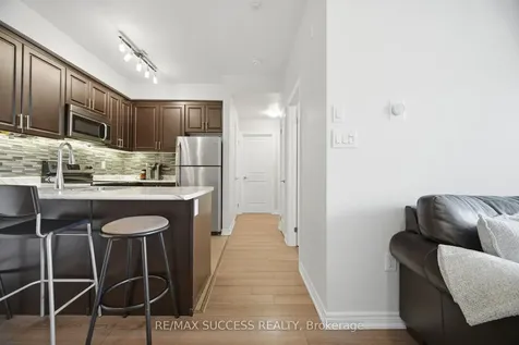269 Georgian Drive Oakville ON L6H 0L1