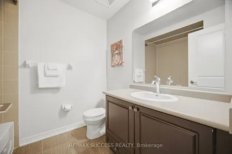 269 Georgian Drive Oakville ON L6H 0L1