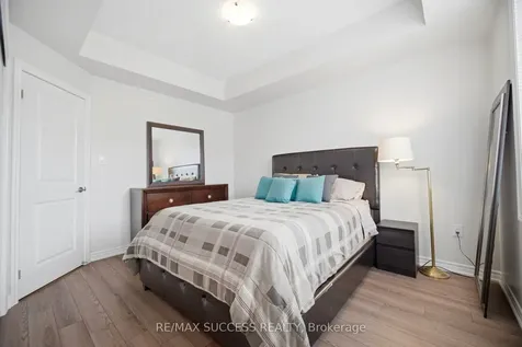 269 Georgian Drive Oakville ON L6H 0L1