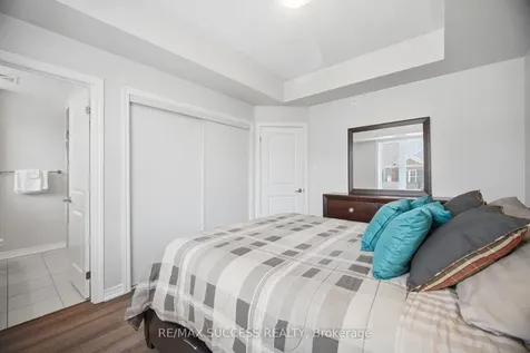 269 Georgian Drive Oakville ON L6H 0L1