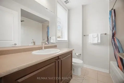 269 Georgian Drive Oakville ON L6H 0L1