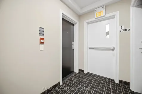 269 Georgian Drive Oakville ON L6H 0L1