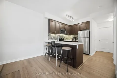 269 Georgian Drive Oakville ON L6H 0L1