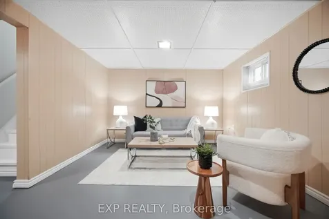 678 Green Meadow Crescent Mississauga ON L5A 2V2