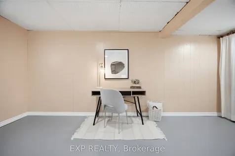 678 Green Meadow Crescent Mississauga ON L5A 2V2