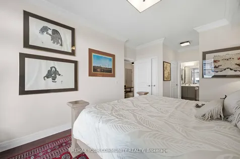 58 Marine Parade Drive Toronto ON M8V 4G1