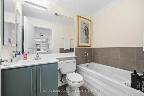 58 Marine Parade Drive Toronto ON M8V 4G1