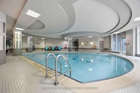 58 Marine Parade Drive Toronto ON M8V 4G1