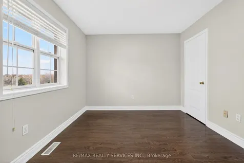 47 Upper Highlands Drive Brampton ON L6Z 4V9