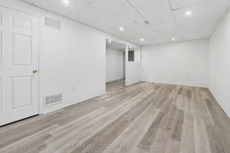 47 Upper Highlands Drive Brampton ON L6Z 4V9