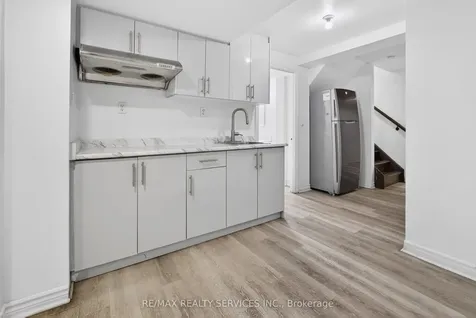 47 Upper Highlands Drive Brampton ON L6Z 4V9