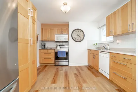 29 Duke Road Brampton ON L6T 3J9