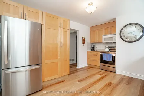 29 Duke Road Brampton ON L6T 3J9