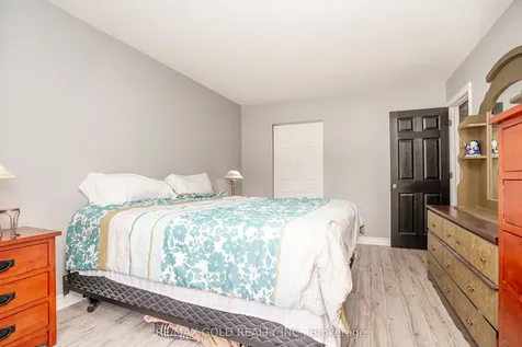29 Duke Road Brampton ON L6T 3J9