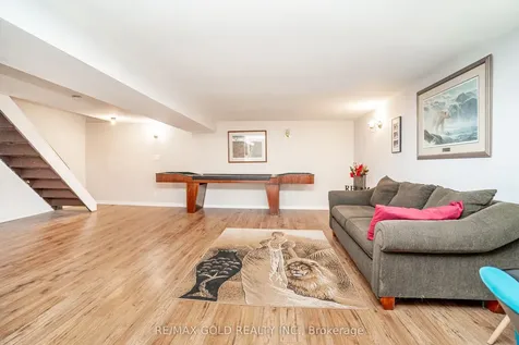 29 Duke Road Brampton ON L6T 3J9