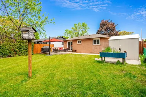 29 Duke Road Brampton ON L6T 3J9
