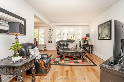 29 Duke Road Brampton ON L6T 3J9
