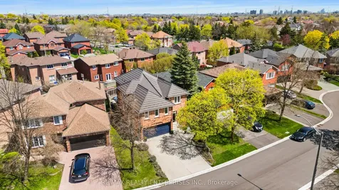 4579 Tribal Court Mississauga ON L4Z 2R1