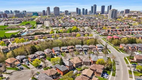 4579 Tribal Court Mississauga ON L4Z 2R1