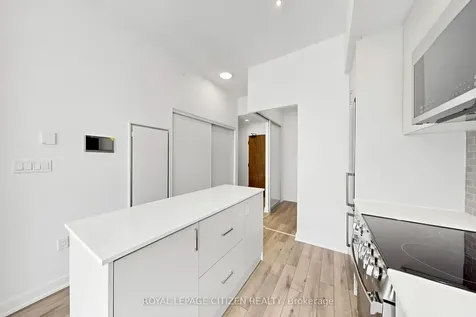 1005 Dundas Street Oakville ON L6H 7E8