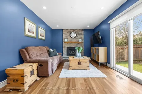 2474 Cavendish Drive Burlington ON L7P 3T8