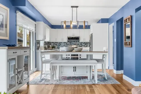 2474 Cavendish Drive Burlington ON L7P 3T8