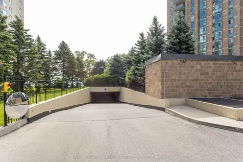 5250 Lakeshore Road Burlington ON L7L 5L2