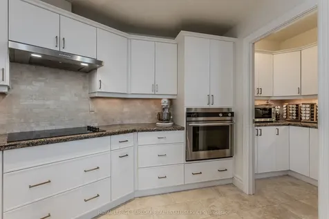 5250 Lakeshore Road Burlington ON L7L 5L2