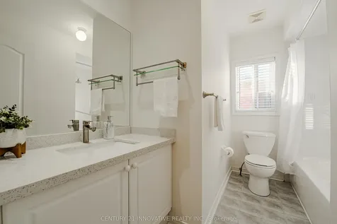 5648 Volpe Avenue Mississauga ON L5V 3A6