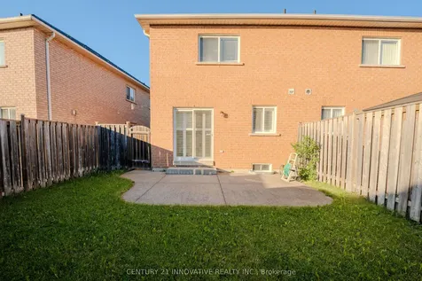 5648 Volpe Avenue Mississauga ON L5V 3A6