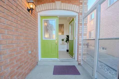 5648 Volpe Avenue Mississauga ON L5V 3A6