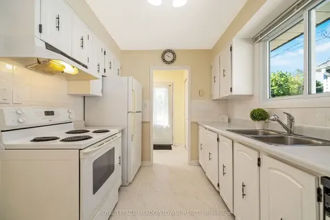101 King Street Halton Hills ON L7G 2G8