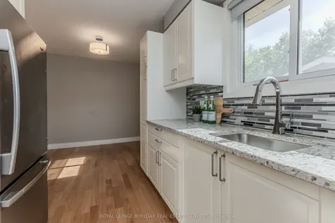 3118 Centennial Drive Burlington ON L7M 1B9