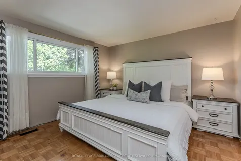 3118 Centennial Drive Burlington ON L7M 1B9