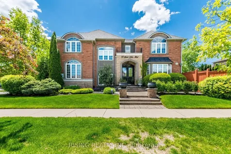 112 Great Lakes Boulevard Oakville ON L6L 6W5