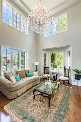 112 Great Lakes Boulevard Oakville ON L6L 6W5