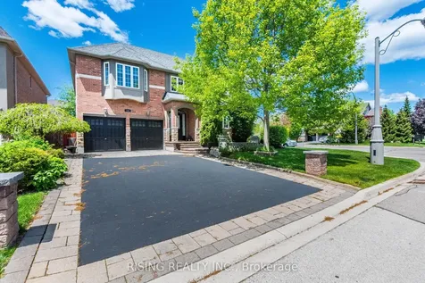 112 Great Lakes Boulevard Oakville ON L6L 6W5