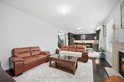 39 Templehill Road Brampton ON L6R 3S6