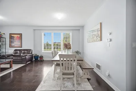 39 Templehill Road Brampton ON L6R 3S6