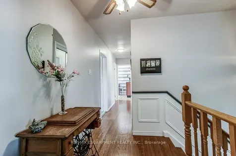 633 Sheraton Road Burlington ON L7L 4B3
