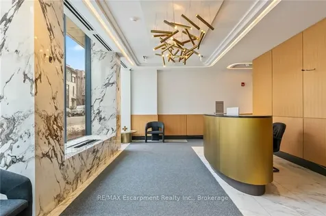 123 Maurice Drive Oakville ON L6K 2W6