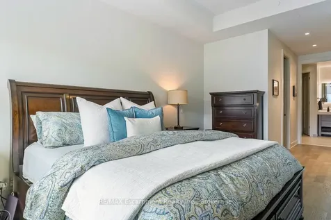 123 Maurice Drive Oakville ON L6K 2W6